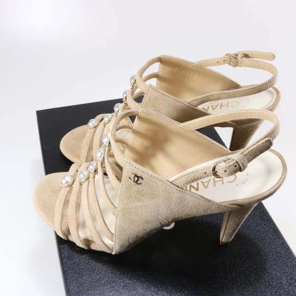 Chanel 19P 38 Beige Suede Nude pearl Centric Strappy Cage CC Logo Heels C867 - Picture 11 of 16